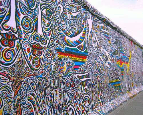 Berliner Mauer aus der East-Side-Gallery, Standort Open-Air-Galerie: Berlin-Friedrichshain