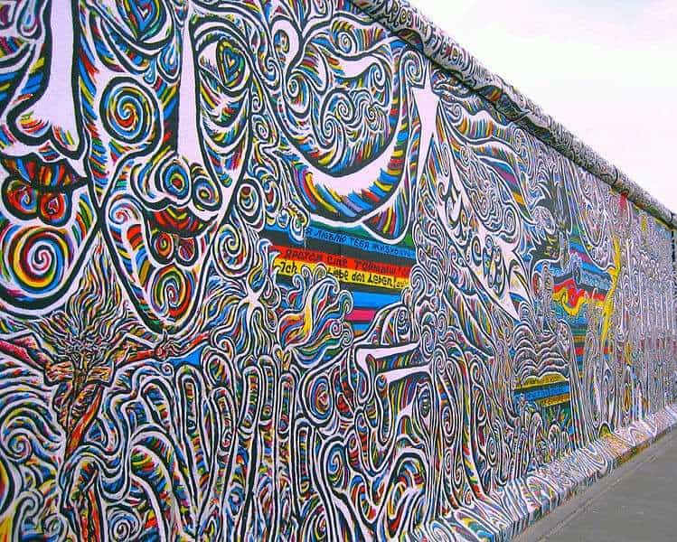 Berliner Mauer aus der “East-Side-Gallery”, Standort Open-Air-Galerie: Berlin-Friedrichshain