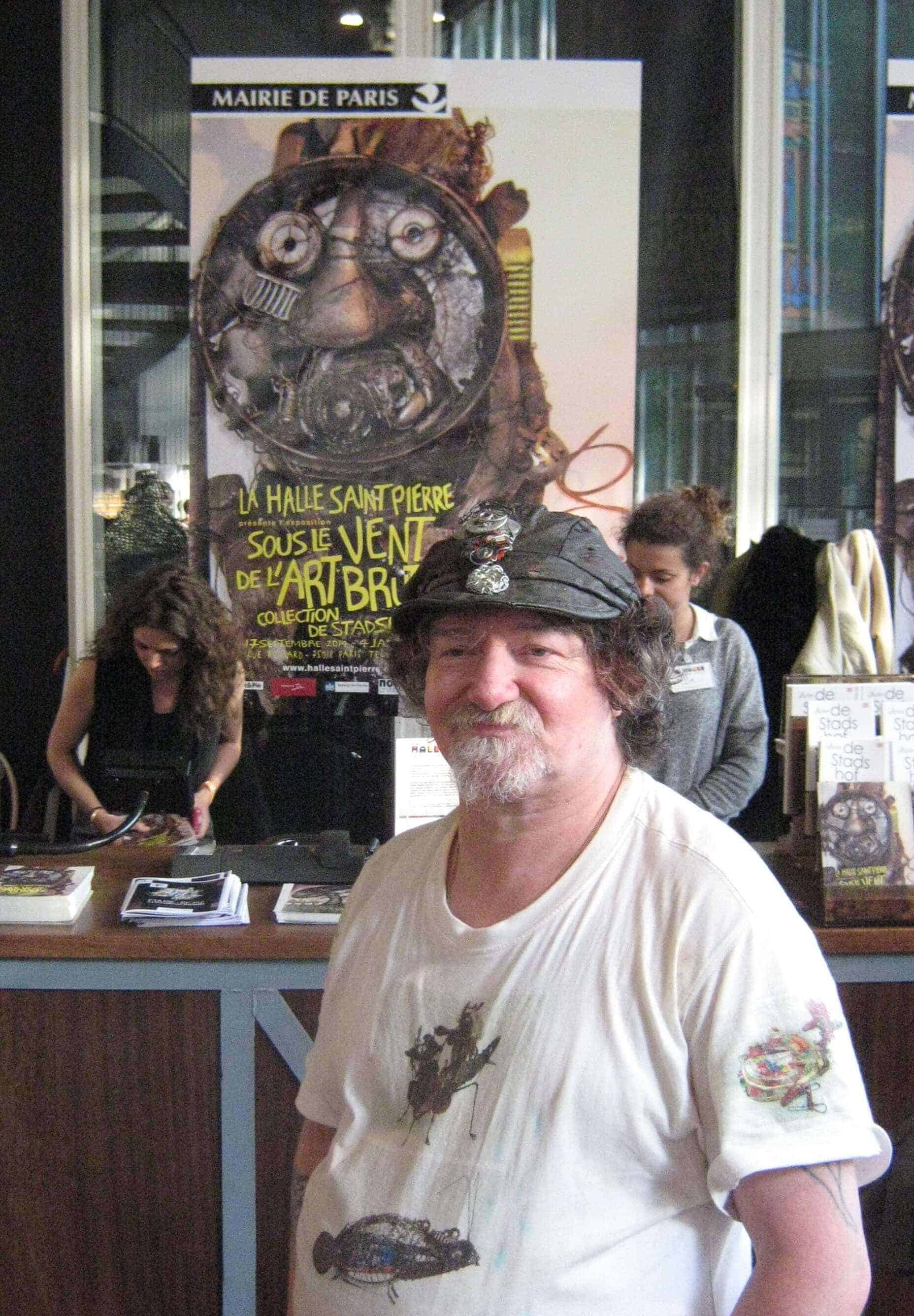Outsider Künstler Markus Meurer am 16.9.2014 in der Halle Saint-Pierre, Paris