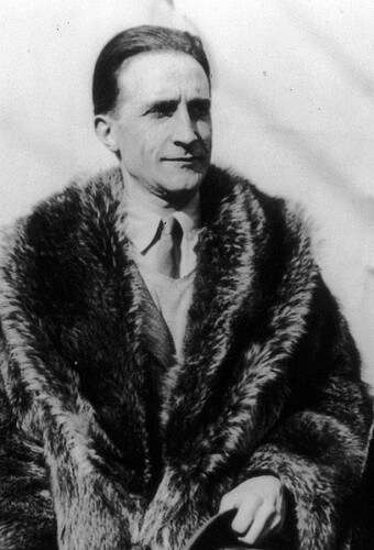 Marcel Duchamp: L'arte fino alla rottura con l'arte - Enciclopedia dell'arte del XX secolo Marcel Duchamp (1887-1968)