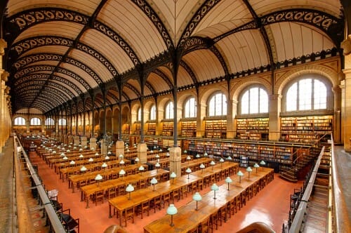 Leseraum der Bibliothèque Sainte-Geneviève, Paris