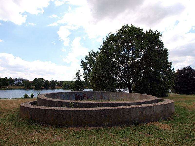 Skulptur "Ohne Titel" von Donald Judd in Münster.