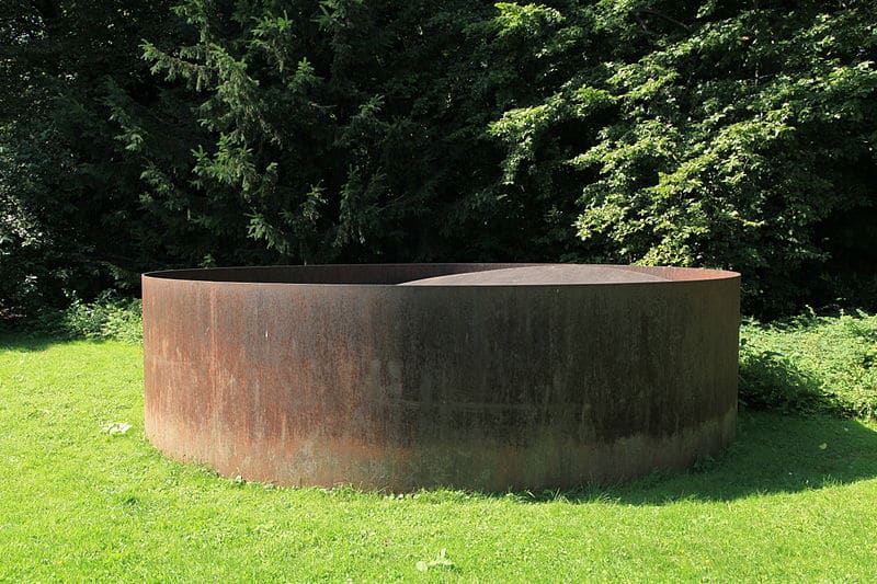 Bottrop-Piece von Donald Judd, Skulpturenpark Quadrat Bottrop in Bottrop