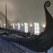 Kunst der Ur- und Frühgeschichte: Germanische Kunst‎; Wikingerschiff im Oseberg-Stil