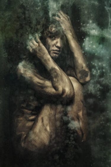 “Medea - Art Nude - Limited edition 1 of 3 (2015)” – Konzeptuelle Fotografie von Peter Zelei als limitierter Giclée Print