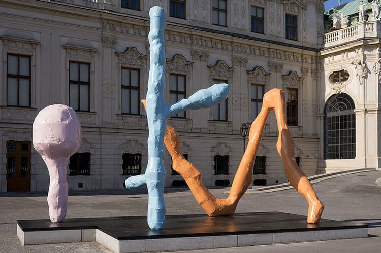 Franz West, Room in Vienna, 2010, Aluminium lackiert; Ausgestellt beim oberen Belvedere