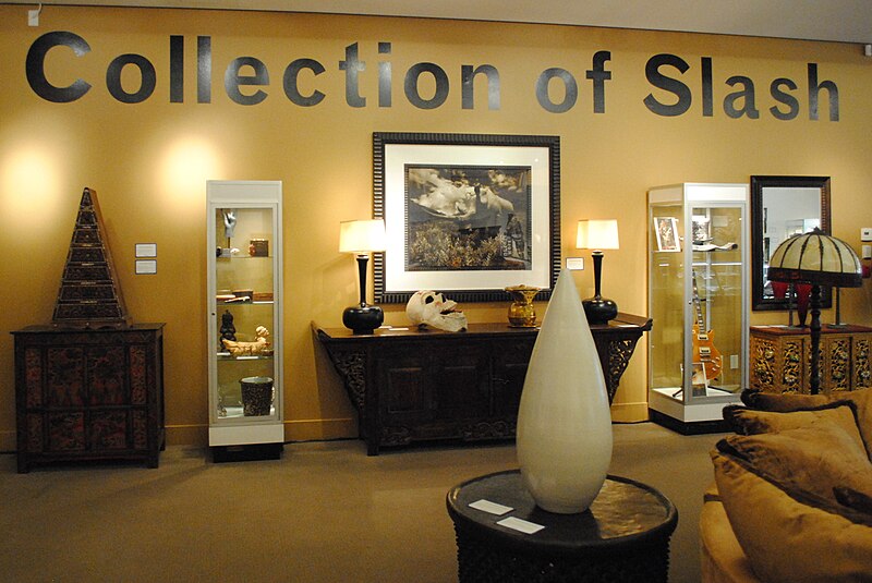 The Collection of Slash and Rock Legends / 3/26/11 - Julien's Auctions Preview 2011