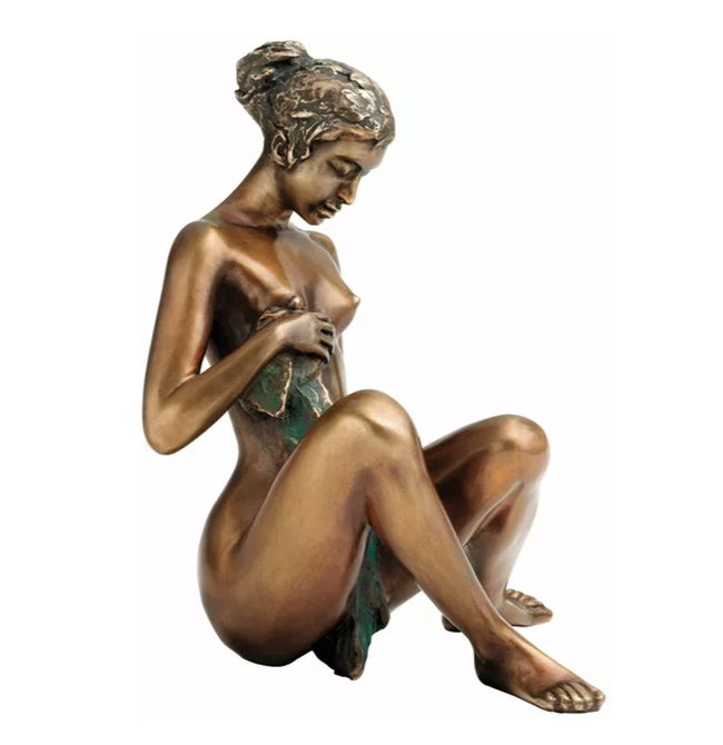 Weibliche Aktskulptur "Badeskizze" von Erwin A. Schinzel, Bronze