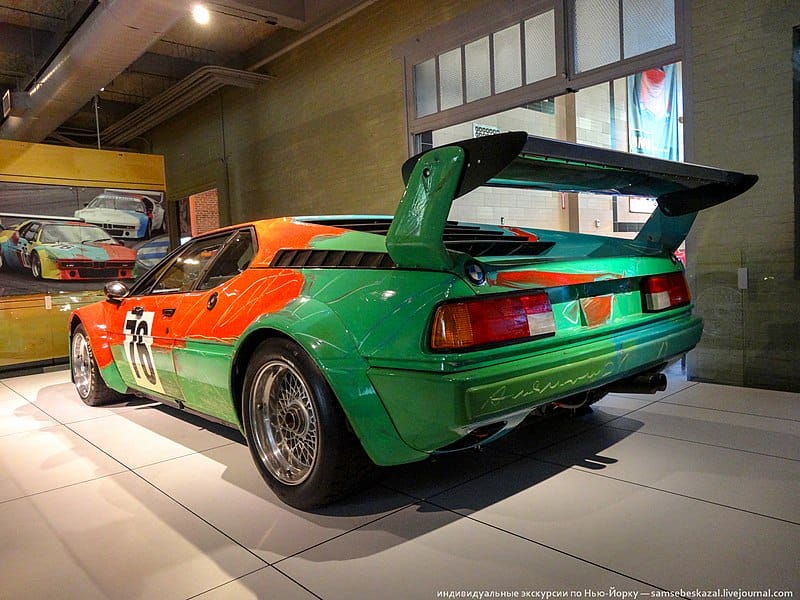 Rückansicht des BMW M1 Art Car von Andy Warhol