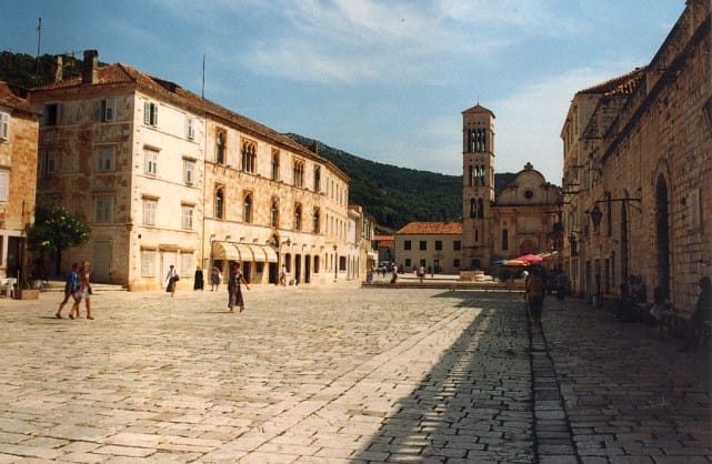 Große Piazza in Hvar