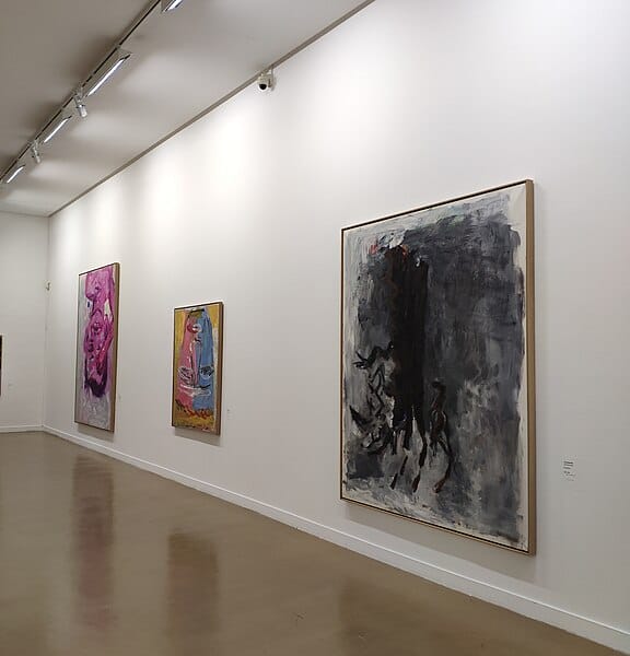 Werke von Georg Baselitz im Museum für Moderne Kunst in Paris