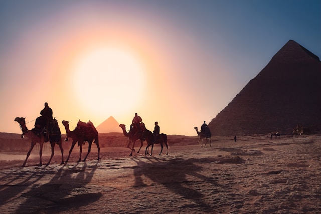 Keine der antiken Hochkulturen übt bis heute solch eine Faszinationskraft aus wie die der Ägypter