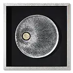 Handgefertigtes Wandobjekt "Pandora" aus Pinienholz hinter Glas, schwarz-silber