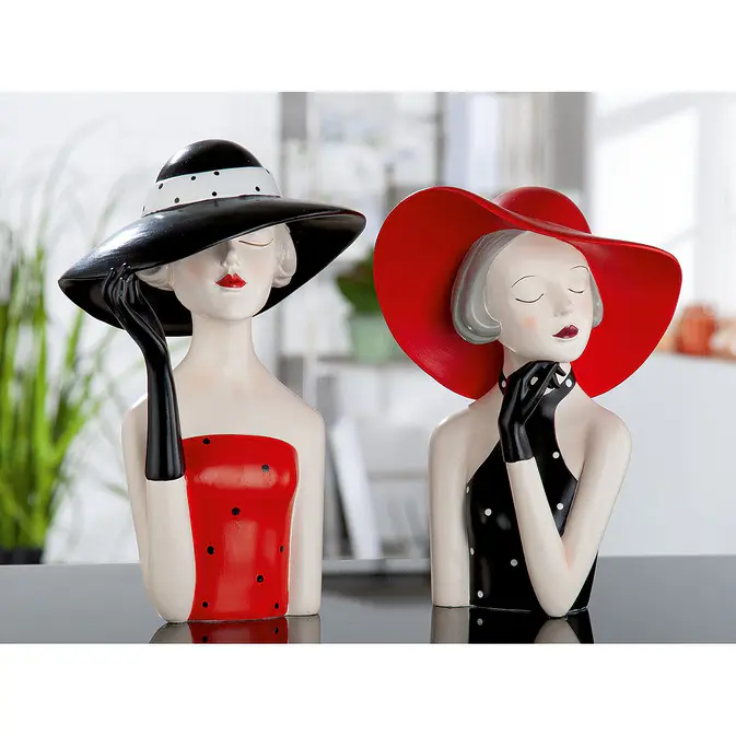 Elegant figure &quot;Lady with red hat&quot; made of polyresin - picture 2