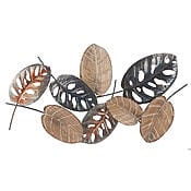 Leaf - Metal wall decoration Beautiful metal wall decoration made of eight connected and partially openwork leaves.