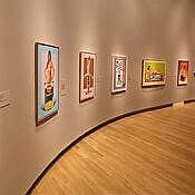 Mel Ramos – Installationsansicht. Ausstellung im Crocker Art Museum, Sacramento. 2012