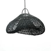 Wolkenförmige Rattan-Hängelampe "Cloud", handgeflochten (schwarz) Handgeflochtene Hängeleuchte "Cloud", natürliches Rattan (schwarz)