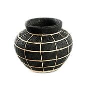 Terrakotta Bauchvase mit Rattan-Details, Schwarz (Größe: M) a209cddc-6602-41e1-9cf8-41e40c2c0f42_1200x1200_fill.jpg