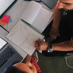 Creative Coding bedeutet Programmieren ohne strikte Vorplanung