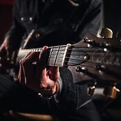 Digitale Finger, analoge Grenzen: Wo Gitarren-Apps beim Fingerstyle an ihre Grenzen stoßen