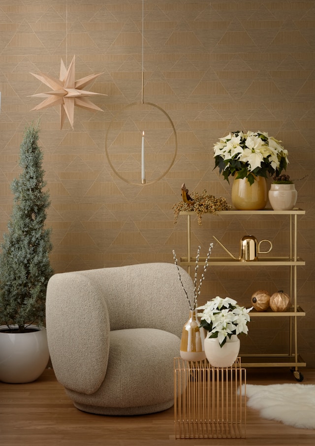 Warmer Minimalismus - auch wenige schöne Elemente können einen Raum zum Strahlen bringen. 