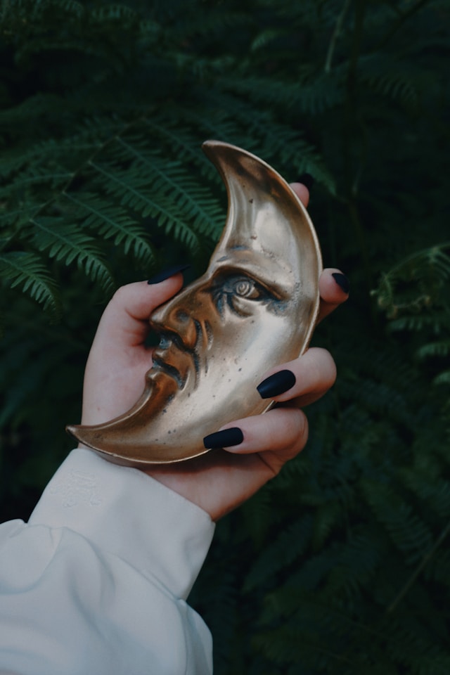 Deko-Objekte im Whimsigoth-Style haben meist einen verträumt-melancholischen Charakter