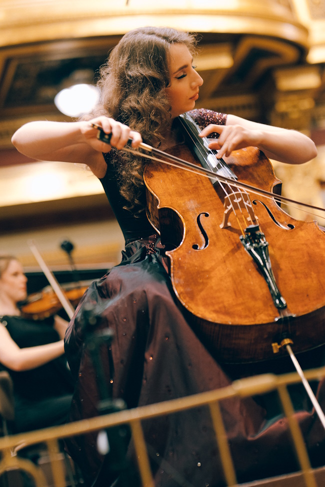 Dali Gutserieva am Cello