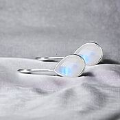 Edelstein-Ohrringe mit Mondstein, 925 Sterling Silberschmuck Edelstein-Ohrringe mit Mondstein, 925 Sterling Silberschmuck