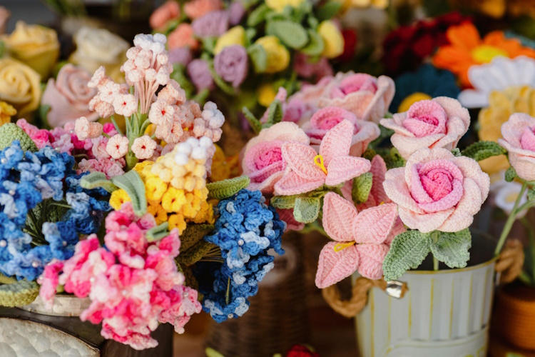 Häkelblumen – romantisch und langlebig