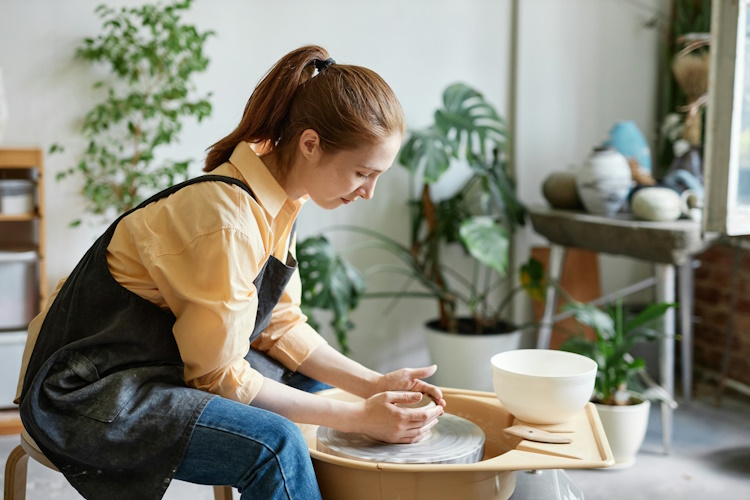 Descansos creativos en casa: Cómo el arte, el diseño y el bricolaje simplifican la vida cotidiana. Diseño de interiores, diseño decorativo de paredes La creatividad viene con la rutina