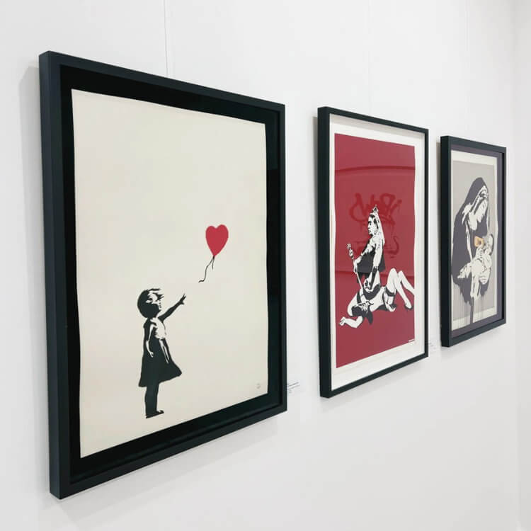 Im Vordergrund zu sehen: Banksys berühmtes Werk "Girl with a balloon"
