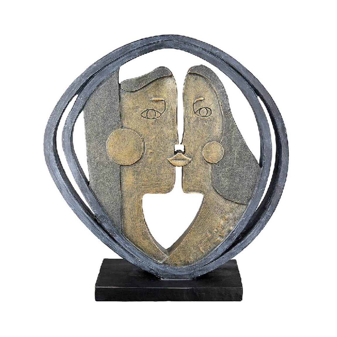 Escultura abstracta "El Beso", motivo de pareja en acabado antiguo color dorado Escultura abstracta "El Beso", motivo de pareja en acabado antiguo color dorado