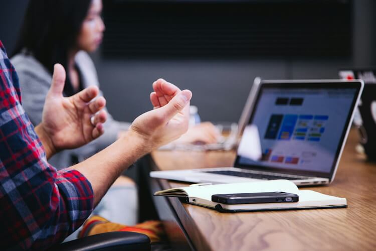 Die Arbeit in Teams erfordert eine gute Software-Basis und verlässliche Projektmanagement-Tools.
