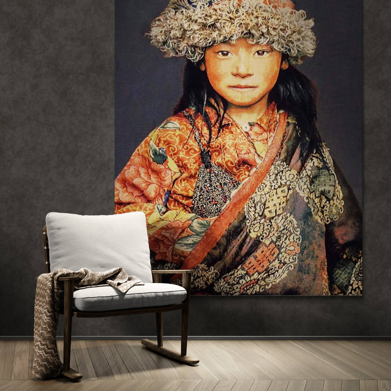 Tapiz de pared tejido a mano "Niño tibetano 2" de Alison Wright, fonoabsorbente (sobre bastidor, fondo gris) Tapiz de pared tejido a mano “Niño tibetano 2” de Alison Wright, tensado sobre un bastidor y con material fonoabsorbente (fondo gris)