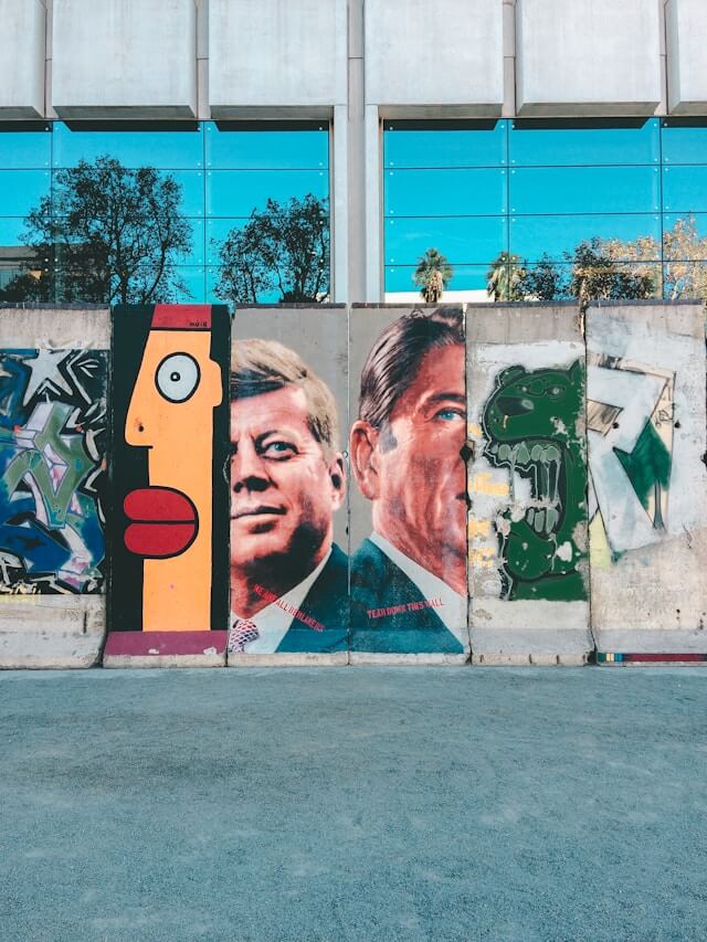 Kaum eine andere deutsche Stadt ist so eng mit Street Art verbunden wie Berlin.