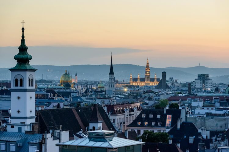 Von Silberplatten zu Megapixeln: Eine Reise durch die fotografische Seele Wiens