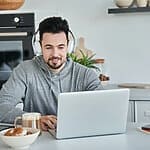 Abseits von Fiverr und Co. - Wie Freiberufler direkte Kunden finden und langfristig halten können Wanddeko Bitrix24 Abseits von Fiverr und Co. – Gemeinsam mit unserem Expertise-Partner Bitrix24 zeigen wir auf, wie Freiberufler direkte Kunden finden und langfristig halten können.
