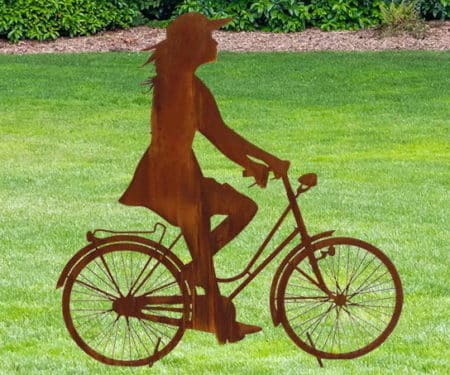 Outdoor Standfigur "Sofie mit Fahrrad" mit Rostpatina