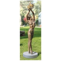 Gartenskulptur "Sonne, Mond und Erde" aus Bronze, von Beth Newman-Maguire