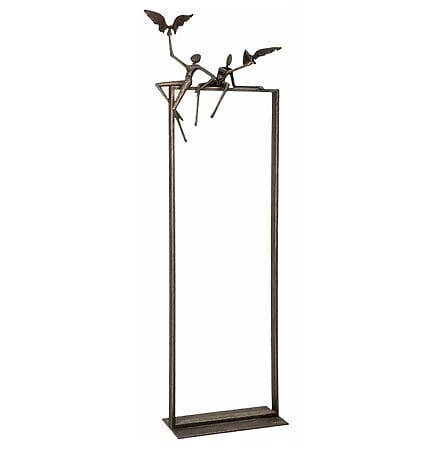 Skulptur "Love Birds" von Guy Buseyne, Bronze auf Stele
