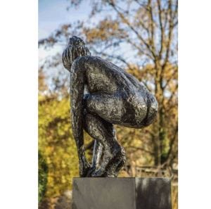 Outdoor sculpture “Springer I” (2018) by Dagmar Vogt