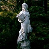 Kunstvolle Gartenstatue aus Steinguss "Bianca", junge Frau mit Körben