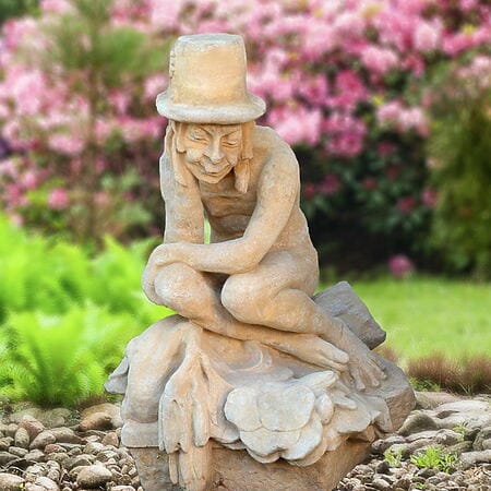 Grande sculpture en pierre représentant un esprit de l'eau, réalisée par Pépé-Crochet (fabrication de pierre de Dresde)