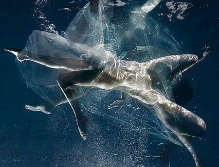 Semi-abstrakte Aktfotografie „CONQUISTADORA Y CONQUISTADA“ (2016) von Hugh Arnold