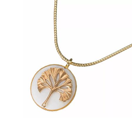 Ginkgo-Collier auf Perlmutt von Petra Waszak