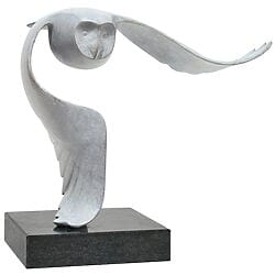 Sculpture "Sneeuwuil - Snowy Owl" by Evert den Hartog, bronze grey