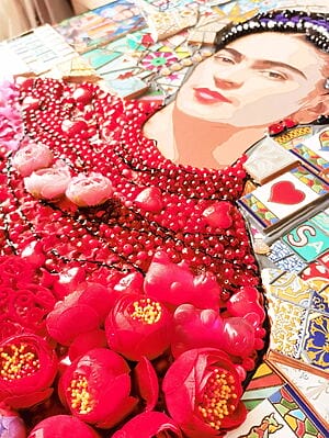 Gemengde techniek schilderij "Frida Kahlo" (2024) van BAST, sculpturaal 3D-muurkunstwerk