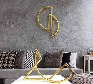 Abstract sculpture "Loop 33 - Gold Edition" (2015) by Sonja Edle von Hoeßle
