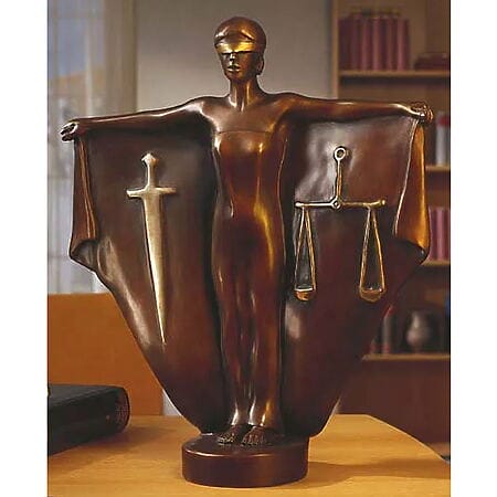 Semiabstrakte Skulptur "Justitia" von Peter Hohberger