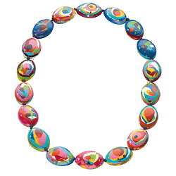 Handgefertigtes Collier "Joy" aus hochglanzpolierten Kunstharzperlen